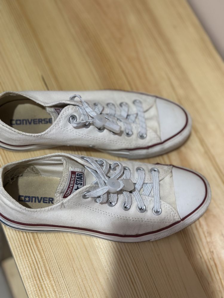 босоніжки converse різне взуття шкіряні лофери ботильони
