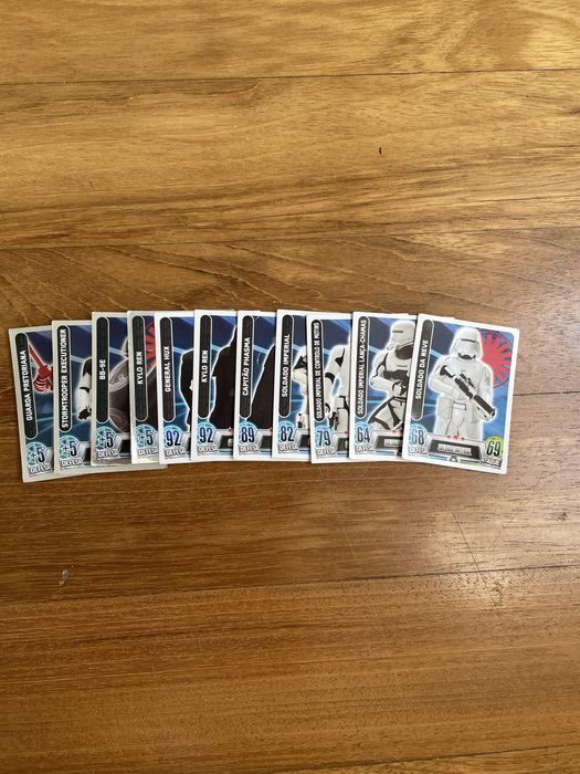 Cartas da Coleçao Star Wars Force Attak - Tops