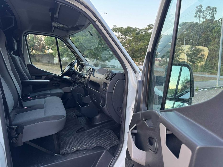 Renault Master L2H2 2.3 Dci 125cv Caixa Isotérmica Com Frio