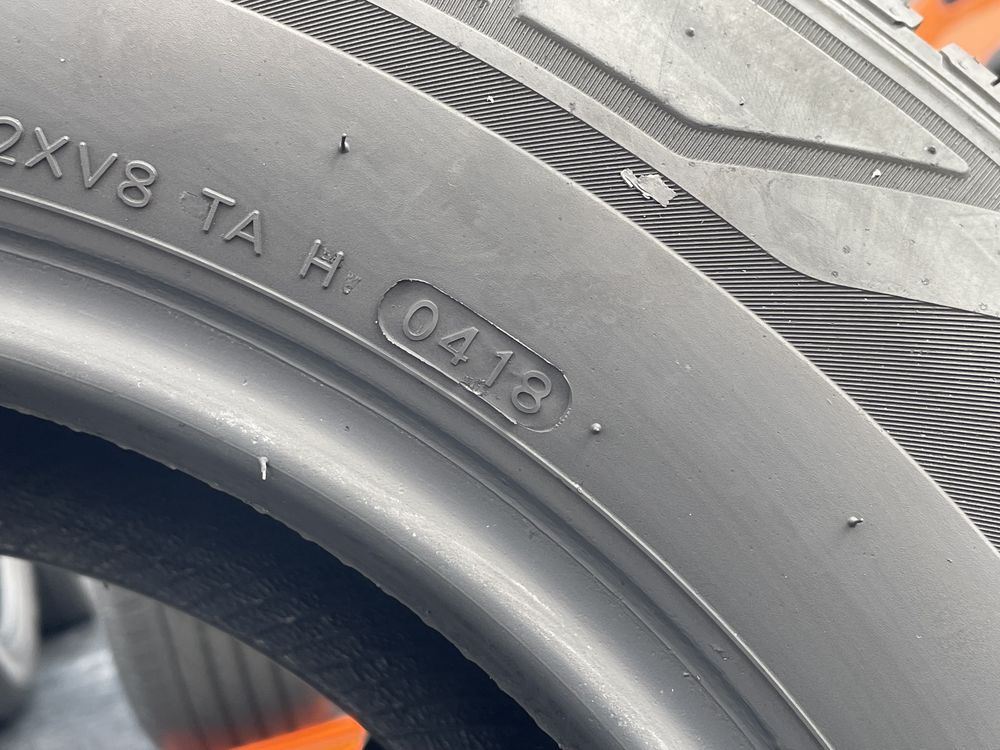 7.7мм 235/65R16C Hankook Вантажні літні шини з Німеччини Sprinter