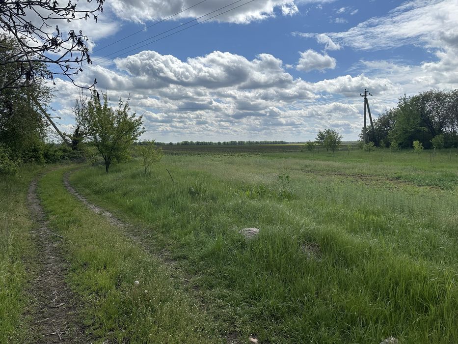 Продаж чудової ділянки 13 сот. С. Дубіївка.