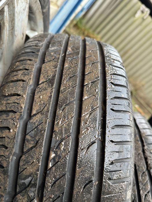 Продам літню резину з дисками 112 /5 R16