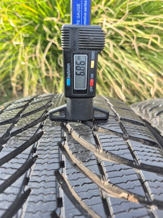 235/65/17 michelin зима пара 85% залишок протектору