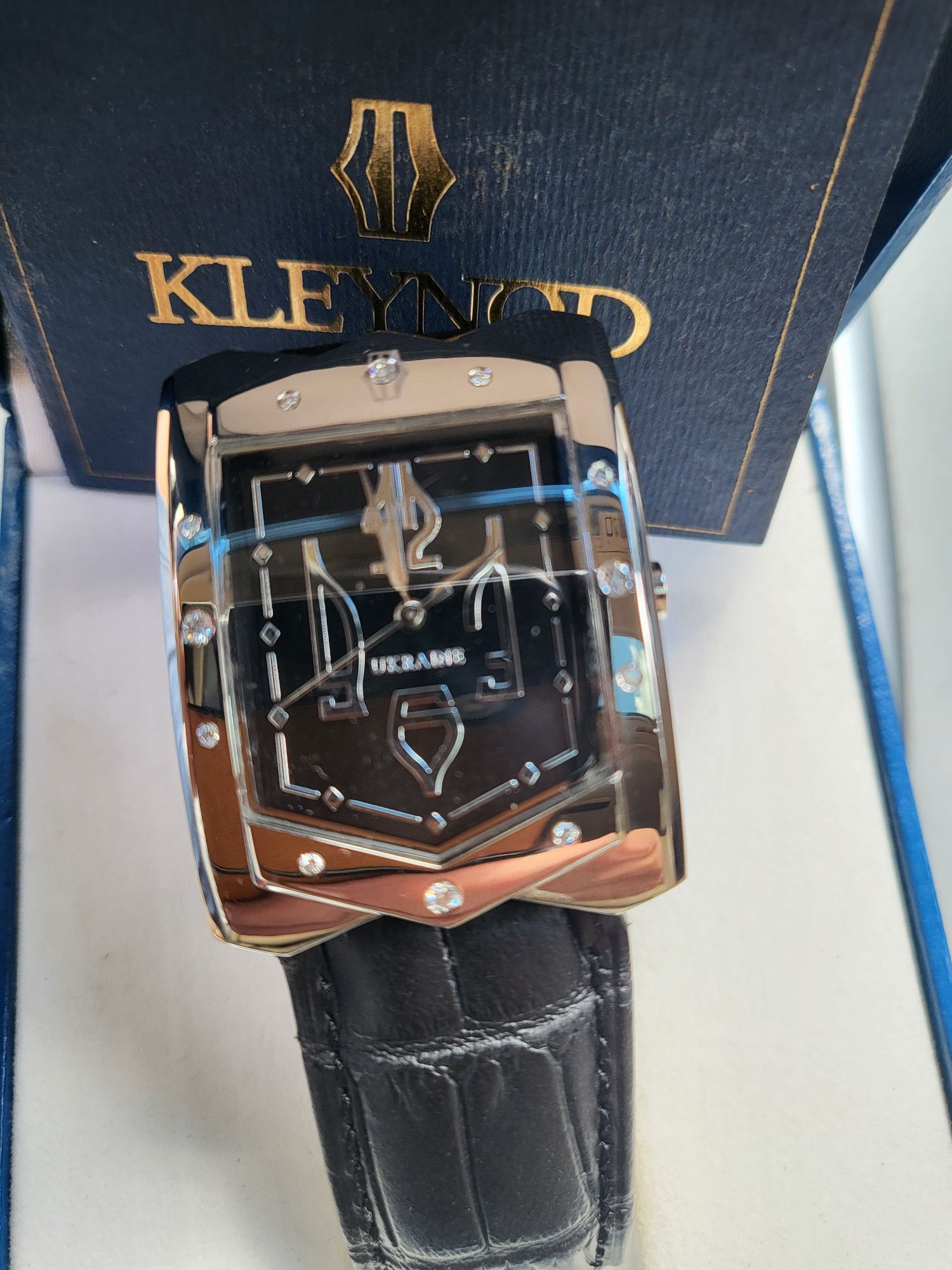 Чоловічий годинник Kleynod з діамантами  чистота каменів 3,4