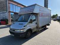 Iveco Daily 35C17  IVECO daily kontener z windą, rozsuwany dach
