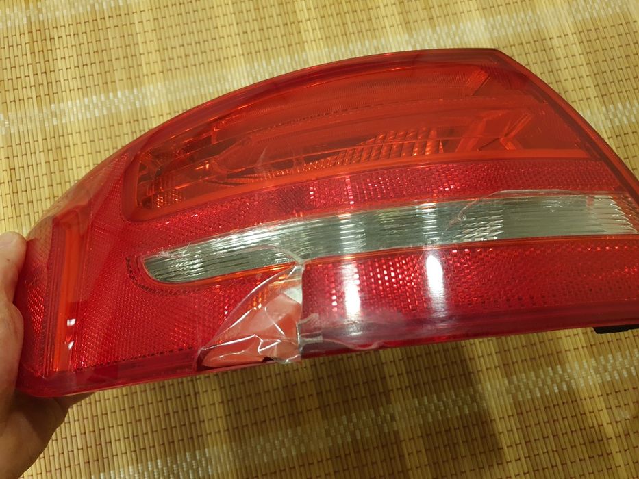 Ліхтар Audi A4 B8 USA Avant(універсал) лівий