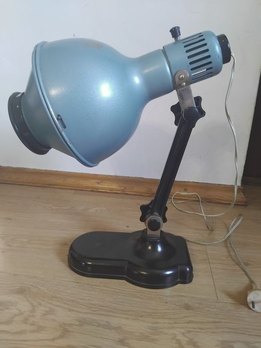 Ретро медицинские лампы Соллюкс в стиле лофт времён СССР