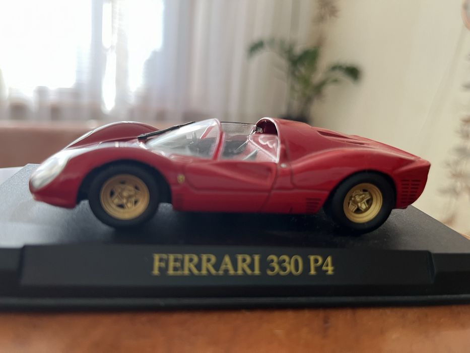 Колекційні Ferrari машинки