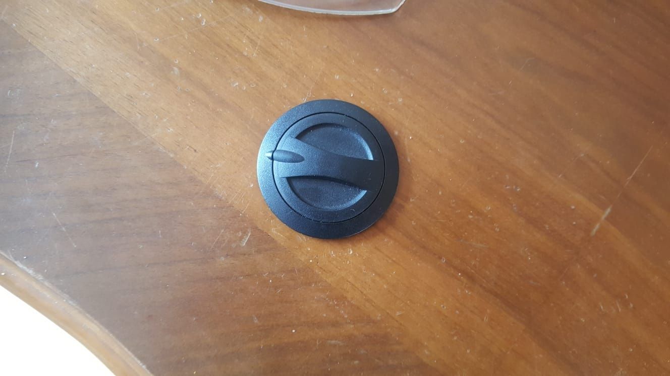 szyba kasku schuberth c2  mocowanie szyby klips