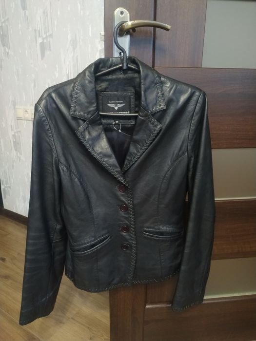 Продам шкіряний піджак