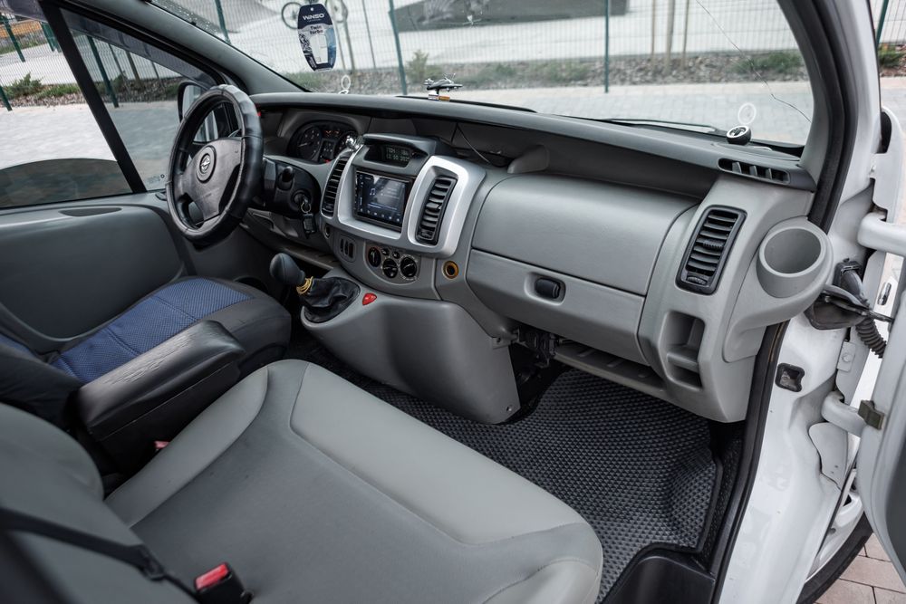 Продам Opel Vivaro Long 1.9 Conditioner