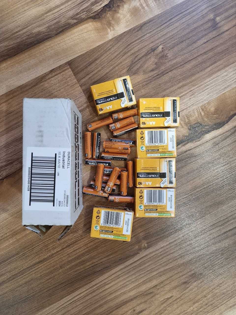 Батарейка Duracell Industrial