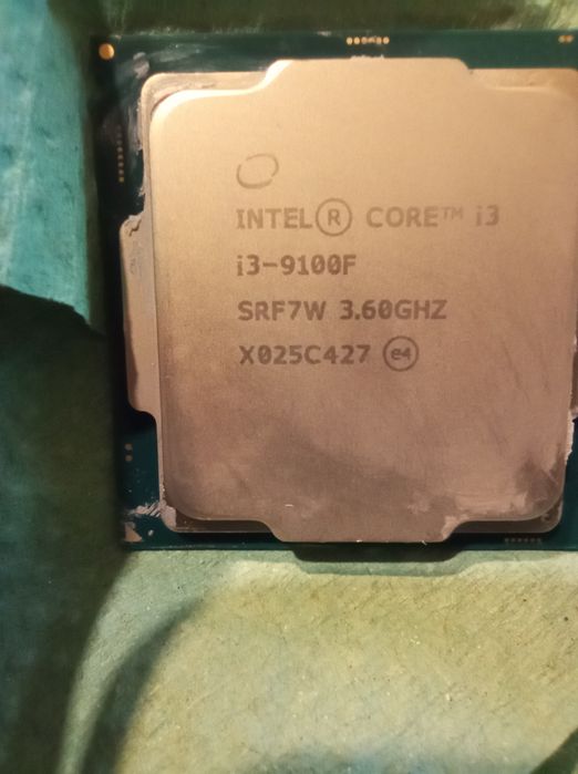 Procesor i3 9100f