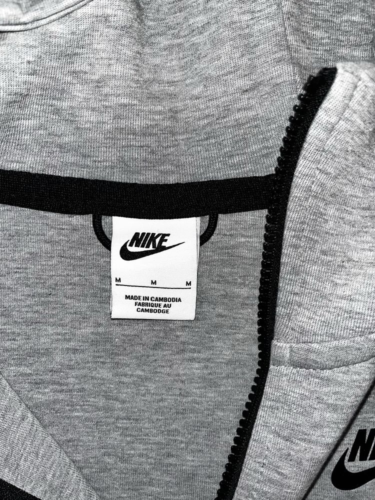 nike tech fleece