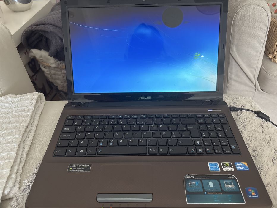 Computador Asus k52j - com avaria