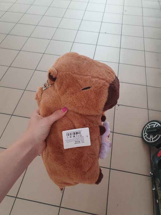 Brązowy plecak kapibara z labubu dla dzieci