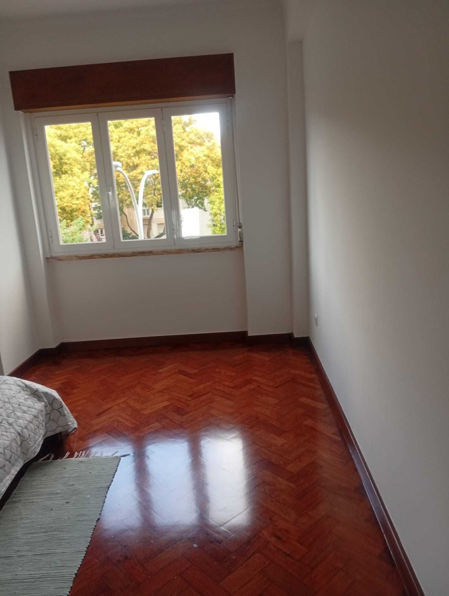 2 Quarto para casal disponível para entrada imediata