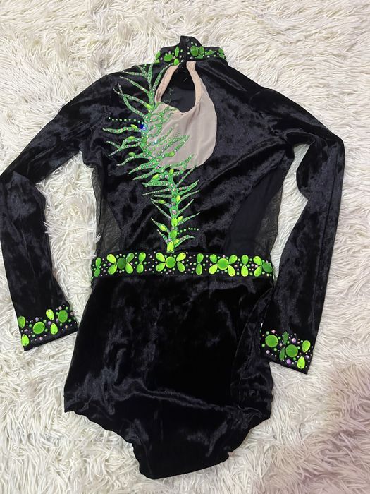 Продам новий купальник для гімнастики, акробатики або танців.