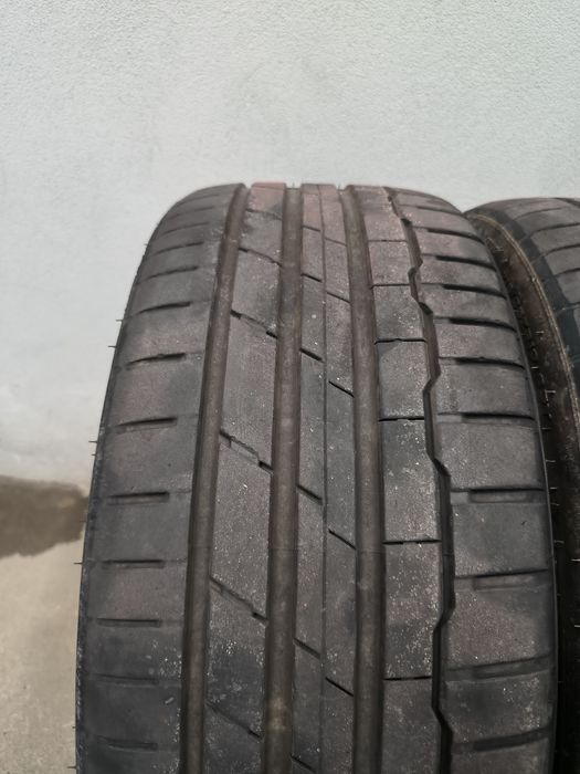 Pneus Hankook 215/35/19