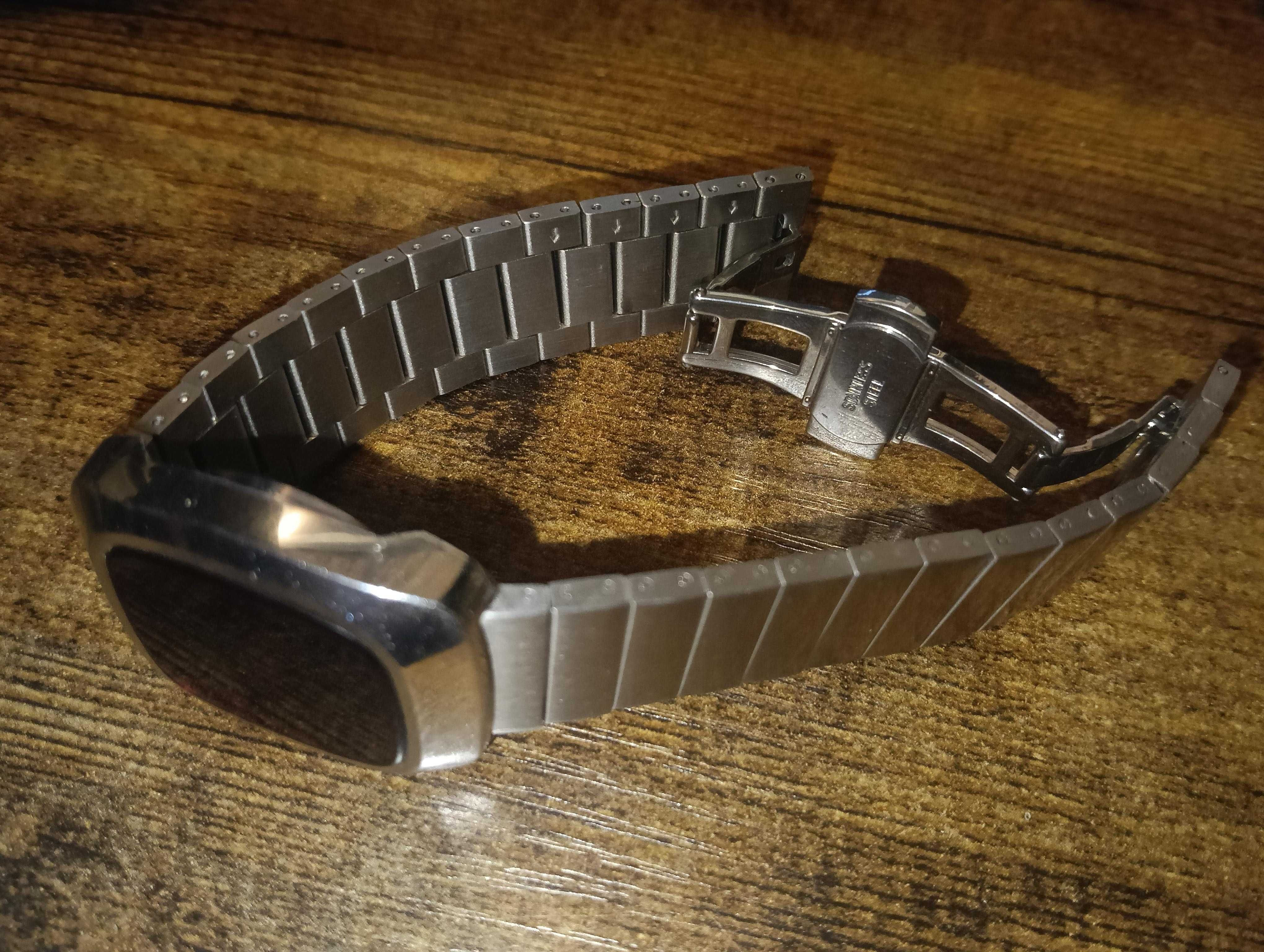 Zegarek Commodore Watch LED