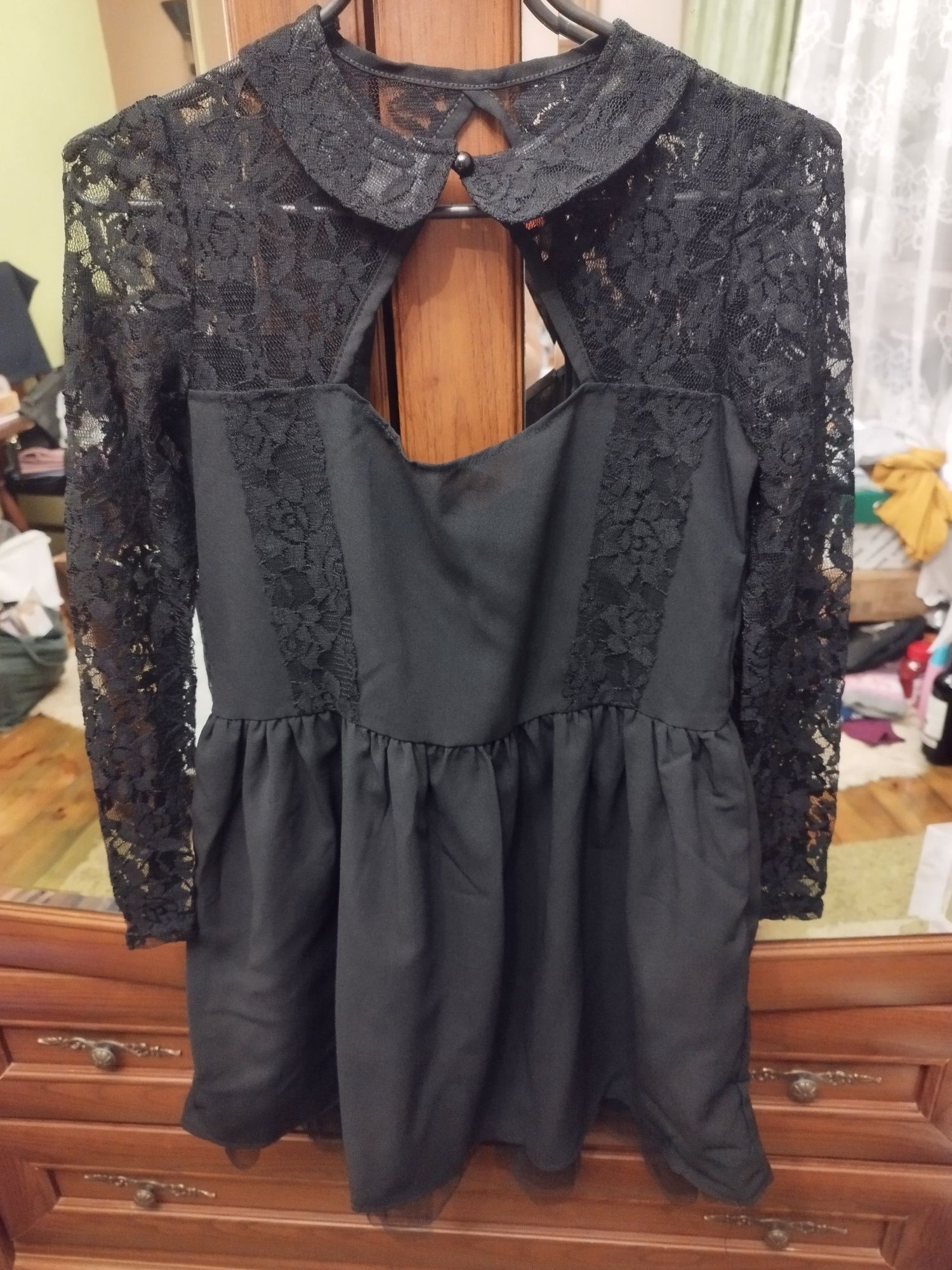 Czarna sukienka rozmiar 36, nowa bez metki