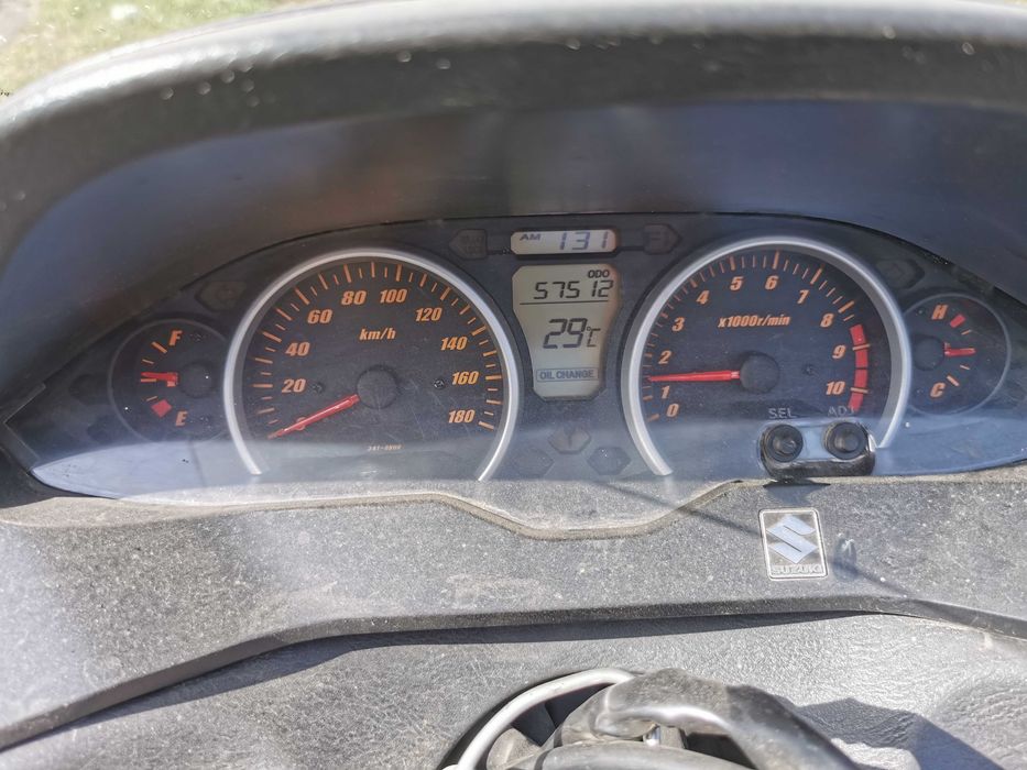 Burgman AN 400 K7 2007r. z kufrem centralnym