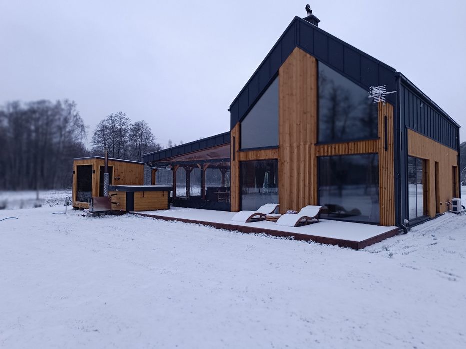 Dom Villa Brzezinów na wynajem sauna balia  noclegi panieński event