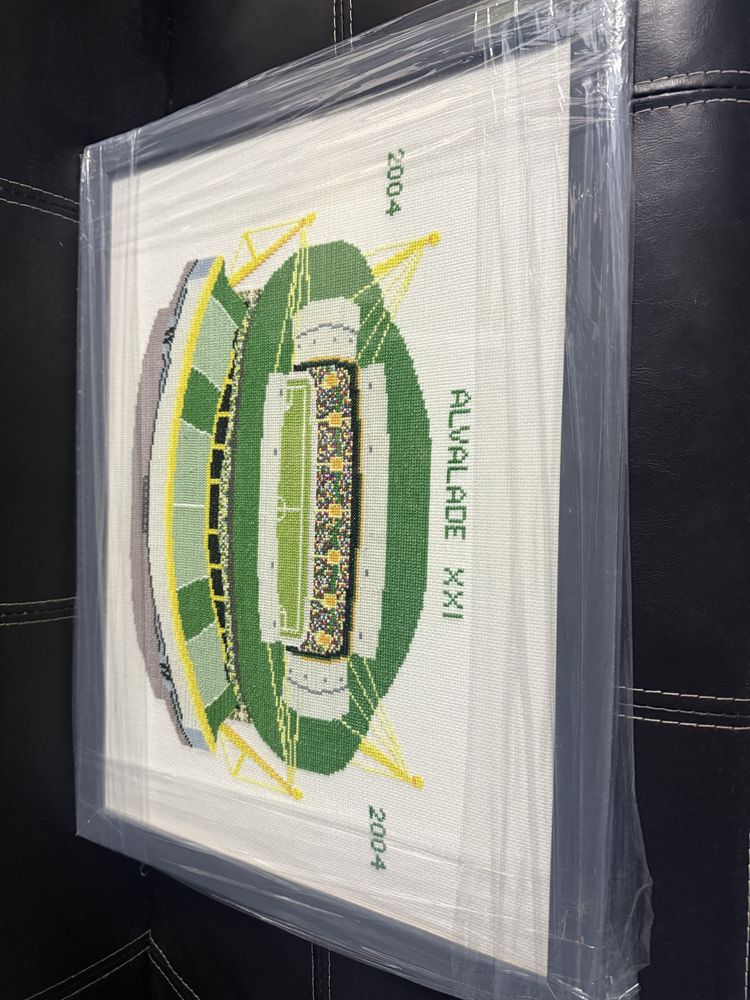 Quadro em ponto cruz e arraiolos