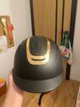 Kask jeździecki w bardzo dobrym stanie