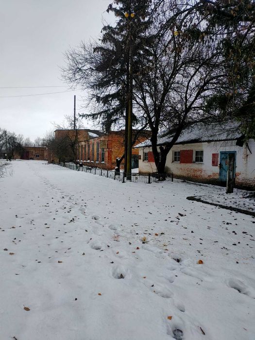 Продаж адміністративно-промислового комплексу