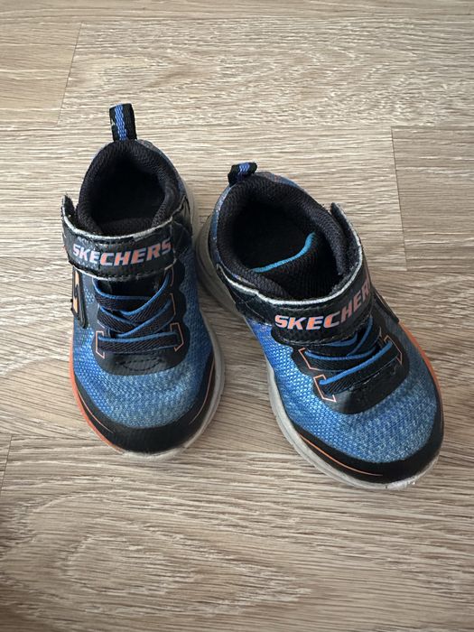 Кросівки skechers