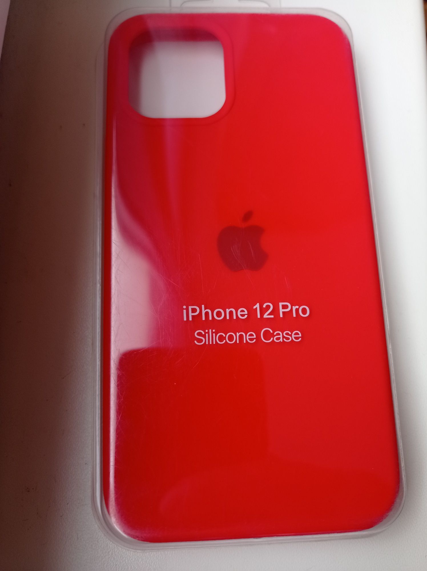 iPhone 12 pro чехлы