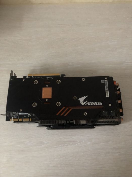 Відеокарта 1080 ti 11gb від Gigabyte AURUS