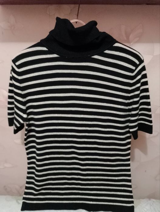Кофта жіноча в полоску