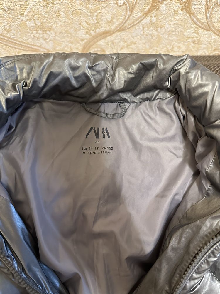 Куртка ZARA осіння, 152 см