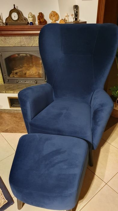 Fotel z podnożkiem
