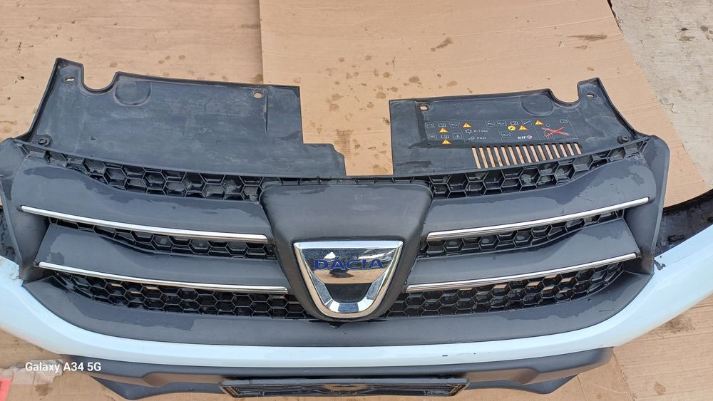 Zderzak przedni Dacia Sandero Stepway ll 12-16