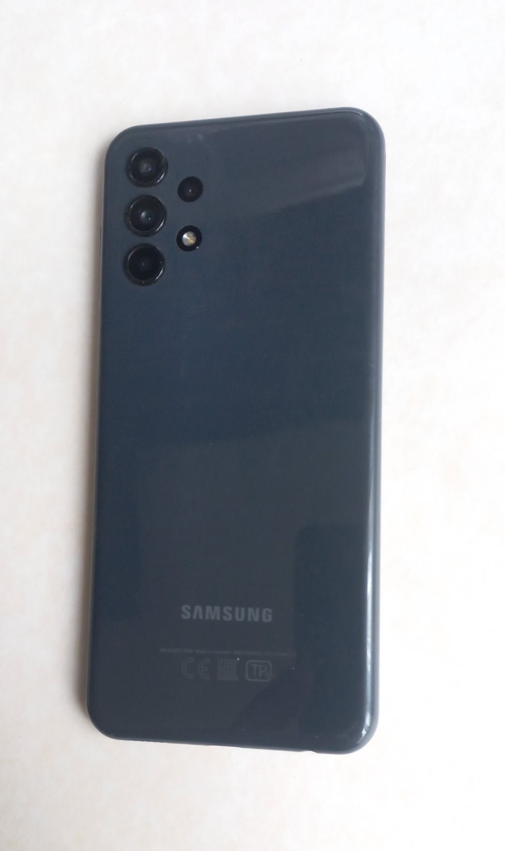 Samsung Galaxy A13 (стан нового)