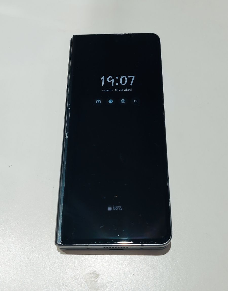 Samsung Z Fold 5