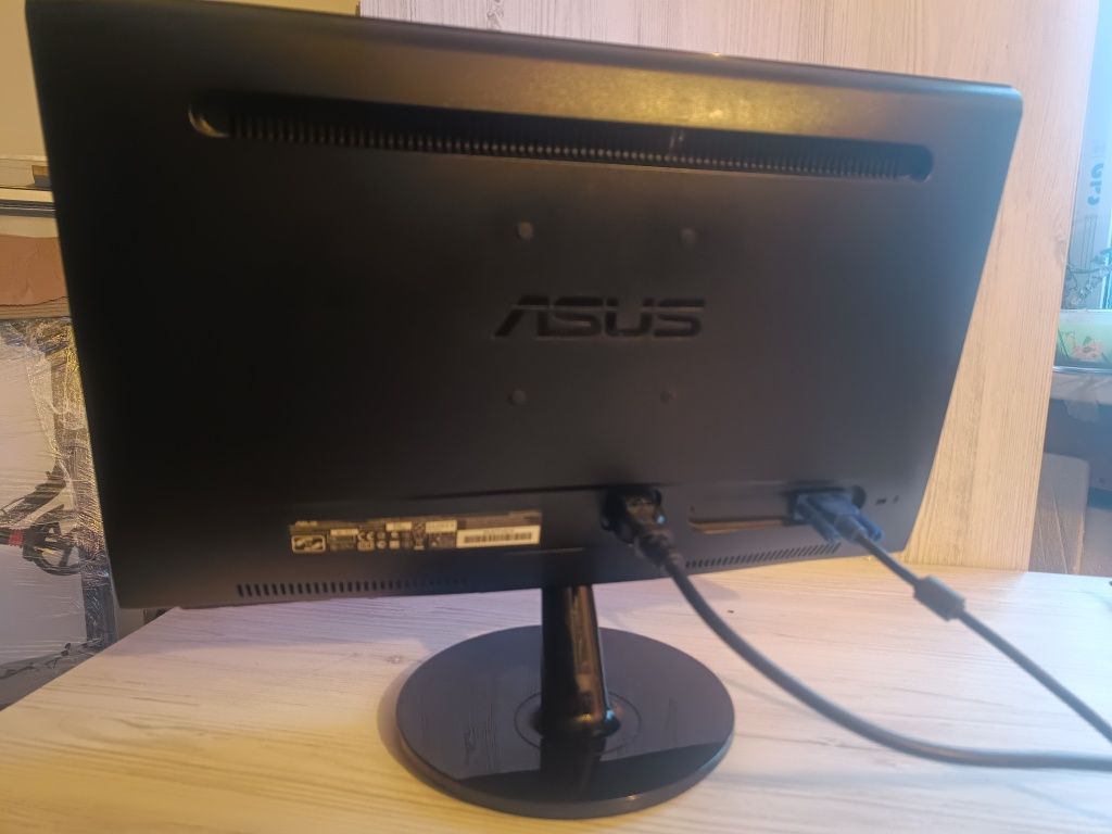 Монітор Asus 19 б/у