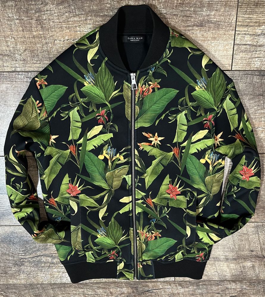 Куртка,ветровка Zara man. Разм.M-S