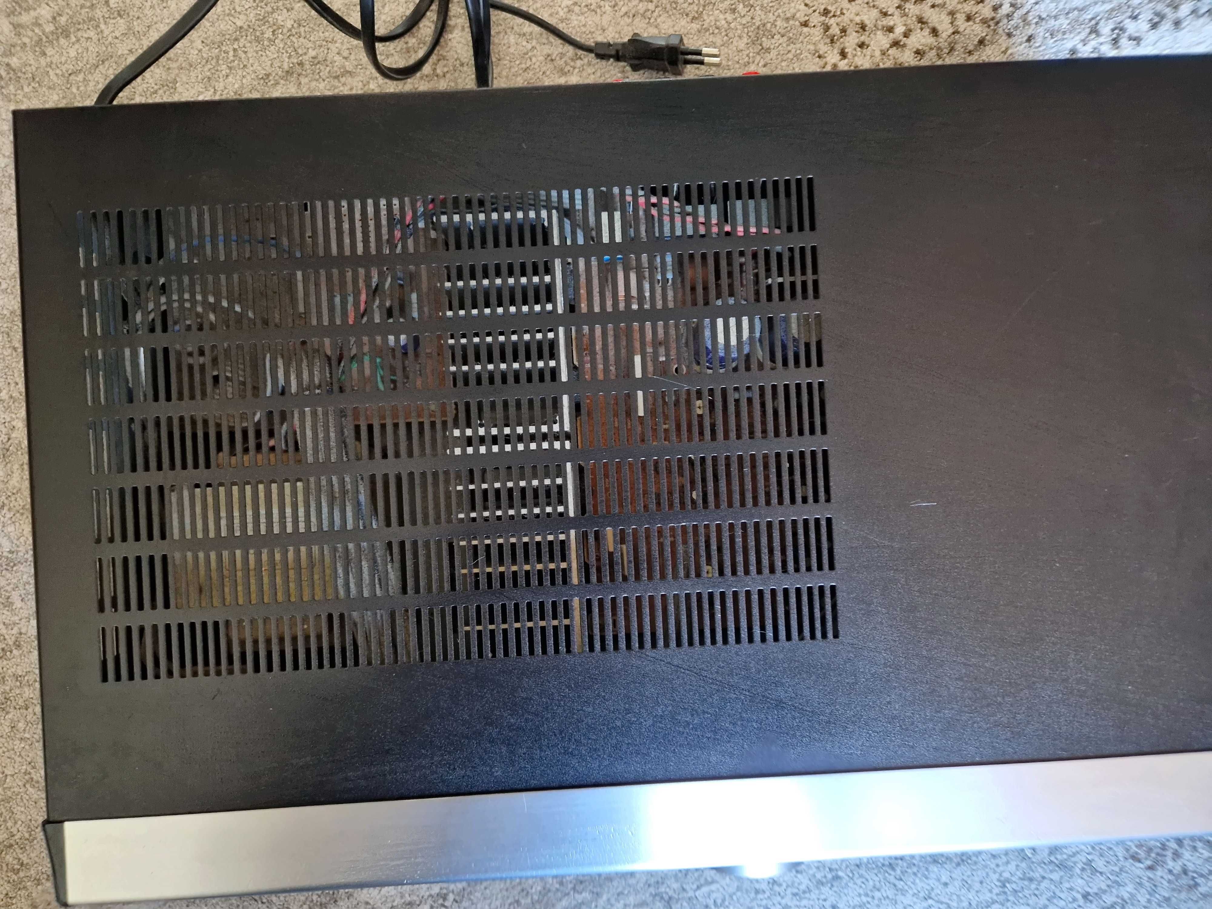 wzmacniacz ONKYO A 8820