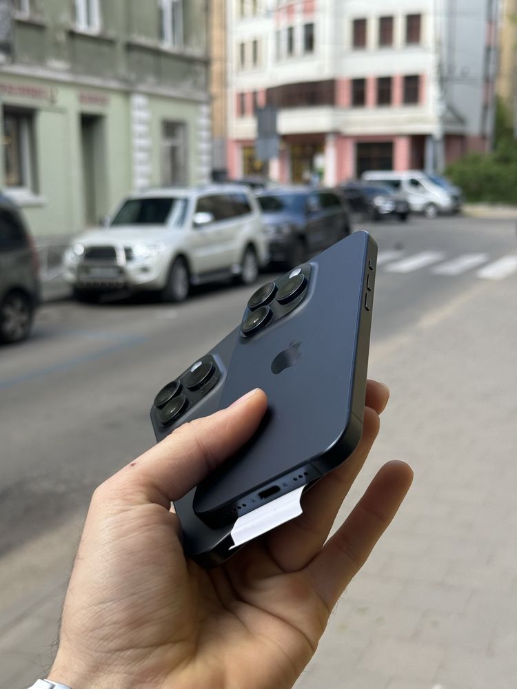 Новий iphone 15 pro 512gb blue/black titanium + гарантія