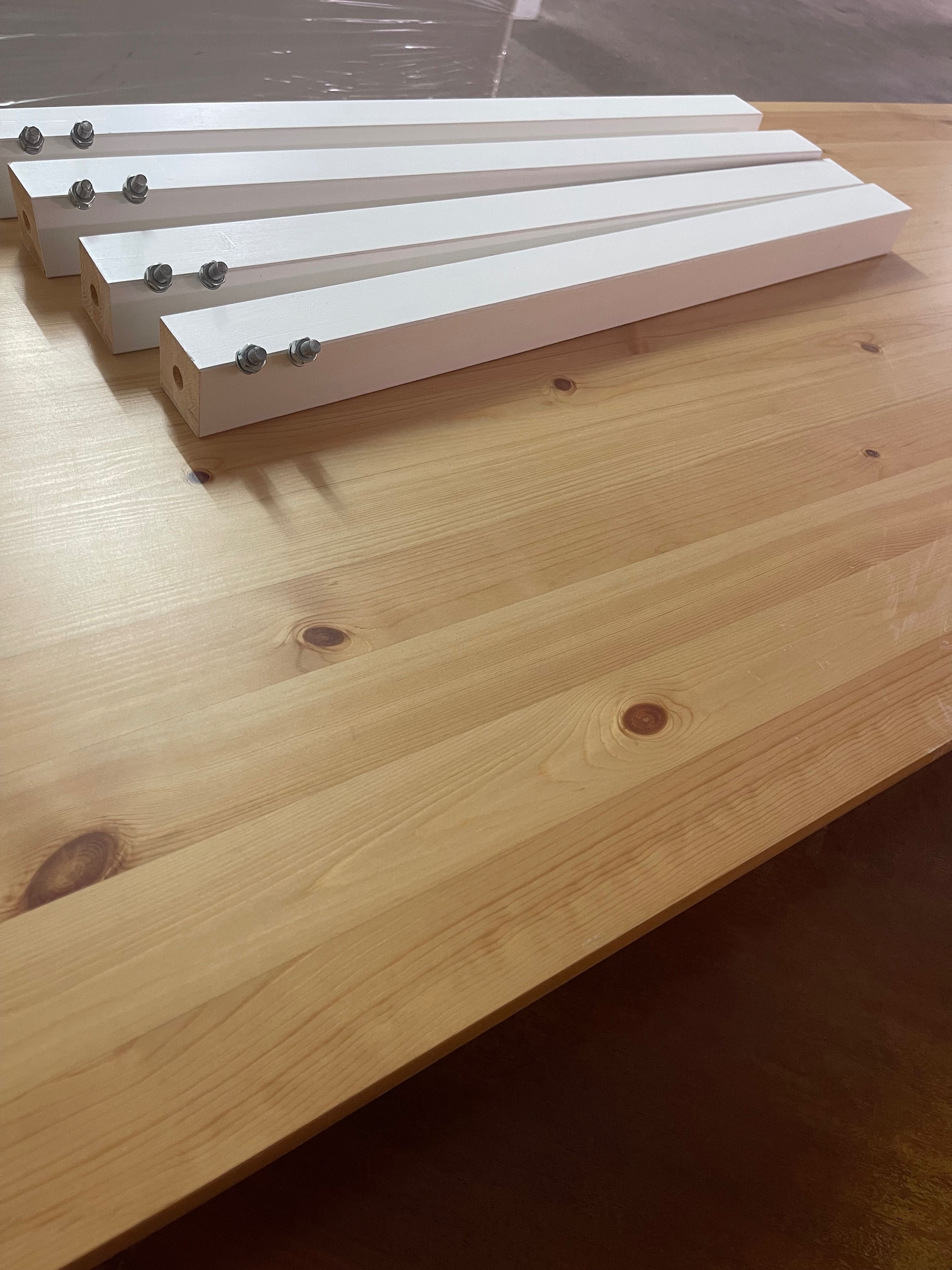 Mesa em Madeira IKEA Pinntorp 185 cm
