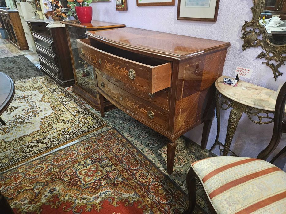 Cómoda vintage estilo D. Maria - óptimo estado geral
