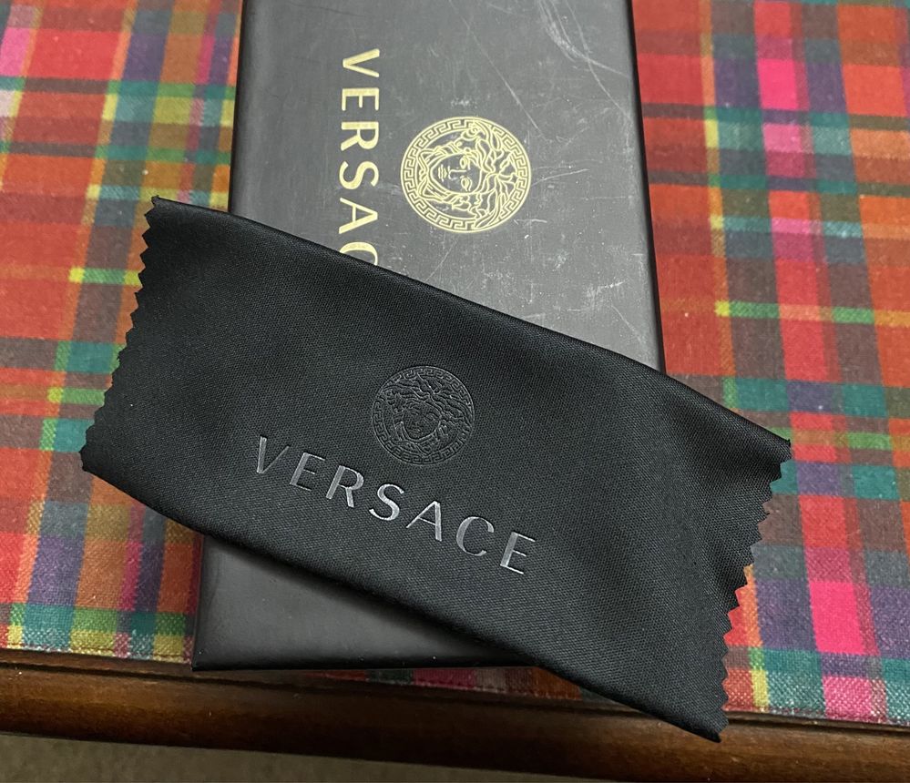 Оригінальна серветка для окулярів Versace нова