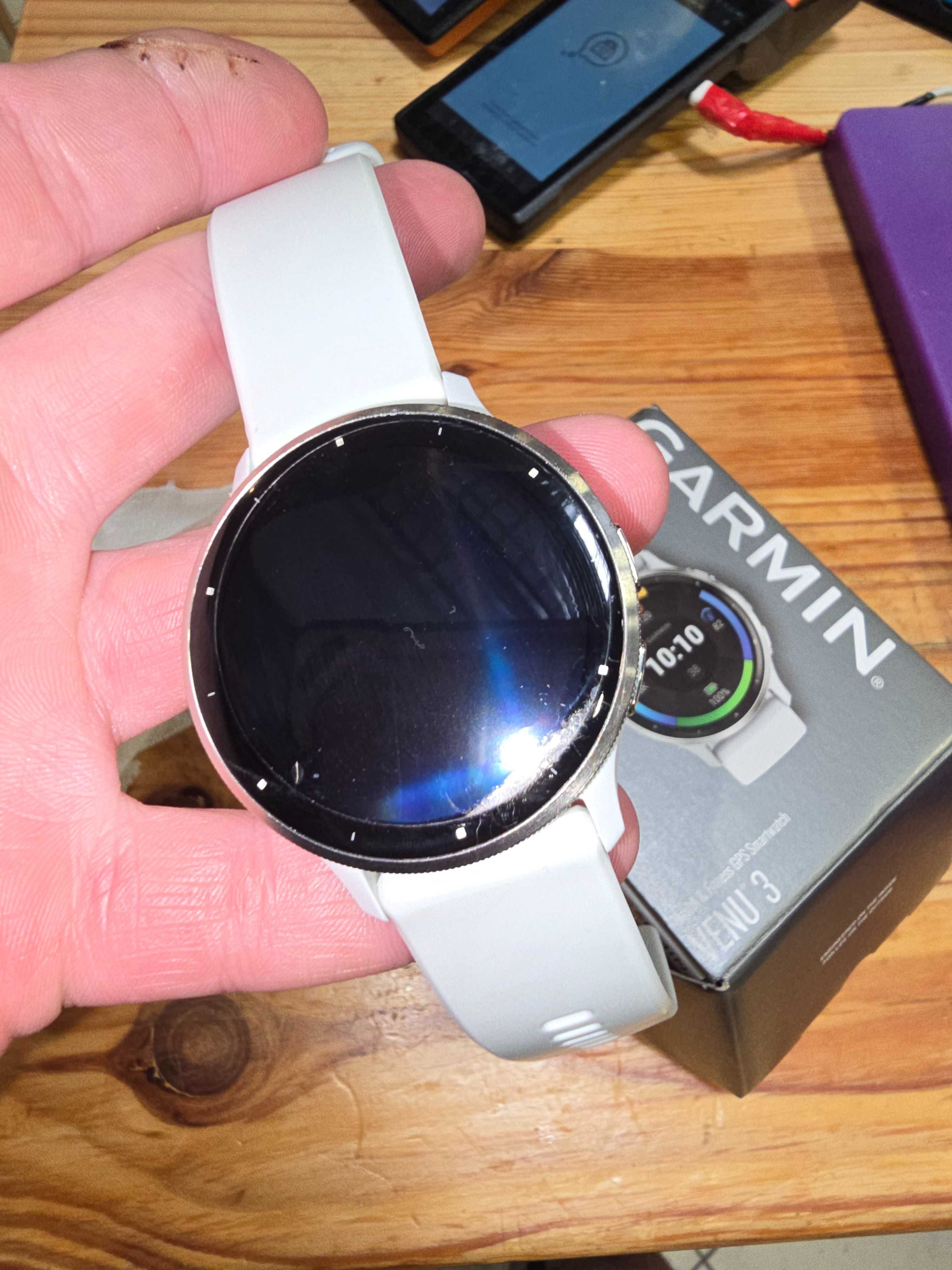 Smartwatch Garmin venu 3 biały