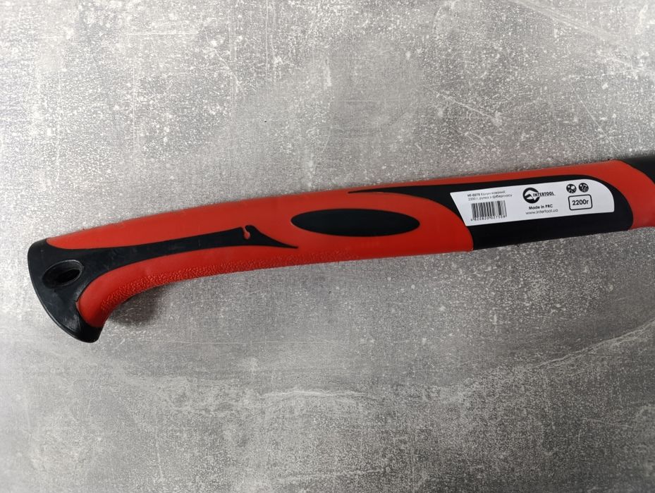 Колун кований 2200 г, ручка з фібергласу INTERTOOL HT-0275