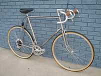 Bicicleta  Fuji Espree VALite vintage clássica  
Tamanho 63