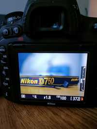 Aparat Nikon D750 +  akcesoria